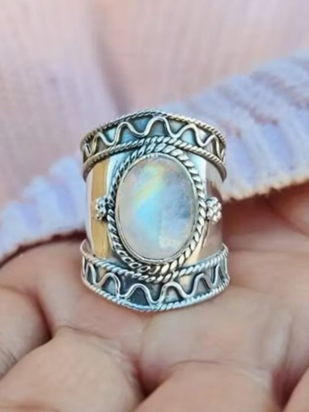 Vintage-Style Bohemian Ring Exaggerated Wide Face Round Moonstone SIZE 11
